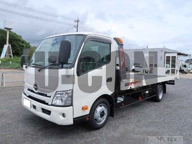 2025 Hino Dutro