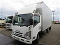 2018 Isuzu Elf Truck