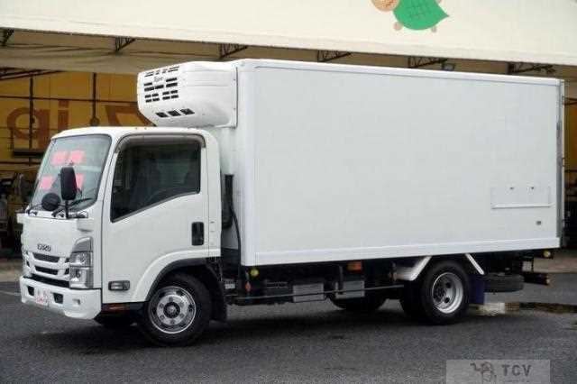 2021 Isuzu Elf Truck