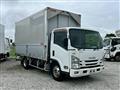 2015 Isuzu Elf Truck