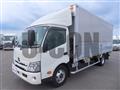 2022 Hino Dutro
