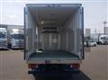 2021 Isuzu Elf Truck