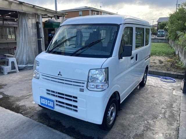 2018 Mitsubishi Minicab Van