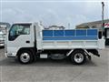 2017 Isuzu Elf Truck