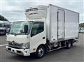 2022 Hino Dutro