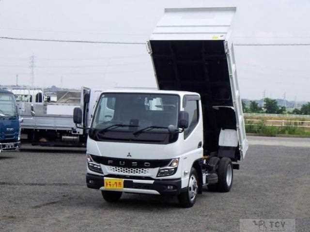 2024 Mitsubishi Fuso Canter