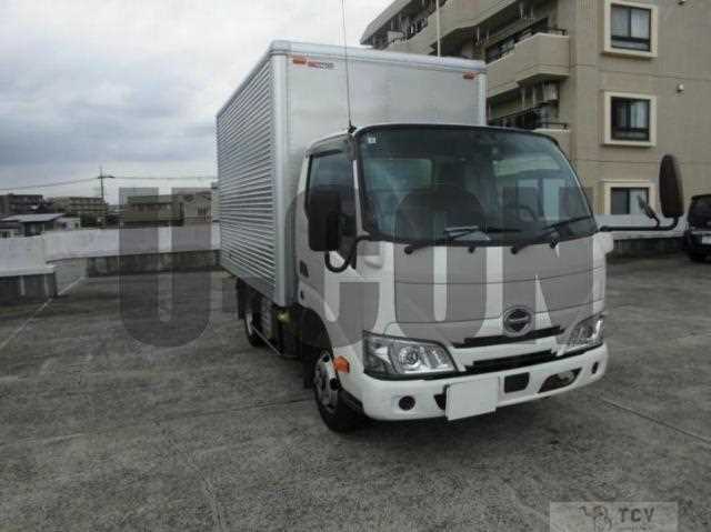 2022 Hino Dutro