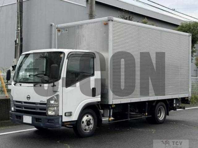 2007 Nissan Atlas