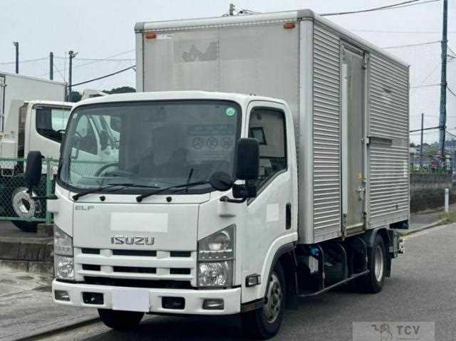 2011 Isuzu Elf Truck