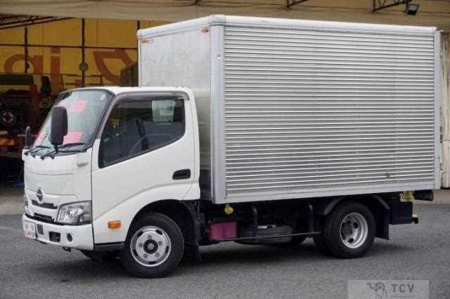 2021 Hino Dutro