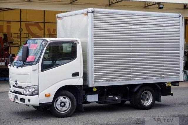 2021 Hino Dutro