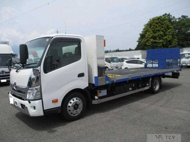 2021 Hino Dutro