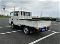 2010 Isuzu Elf Truck