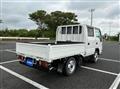 2010 Isuzu Elf Truck