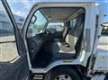 2013 Isuzu Elf Truck