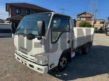 2013 Isuzu Elf Truck