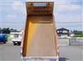 2016 Isuzu Elf Truck