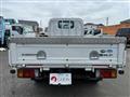 2018 Isuzu Elf Truck