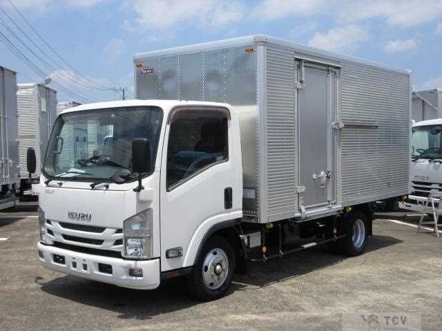 2018 Isuzu Elf Truck