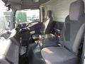 2020 Isuzu Elf Truck