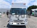2025 Hino Dutro