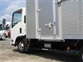 2020 Isuzu Elf Truck