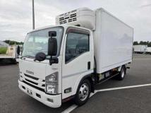 2020 Isuzu Elf Truck