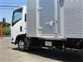 2019 Isuzu Elf Truck