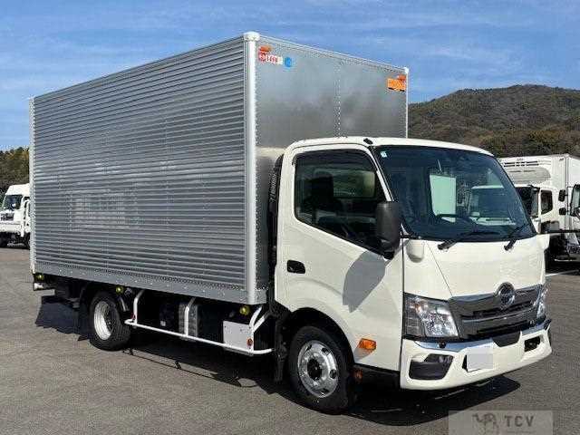 2026 Hino Dutro