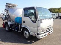 2023 Isuzu Elf Truck