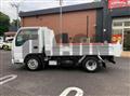 2016 Isuzu Elf Truck