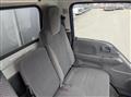 2019 Isuzu Elf Truck