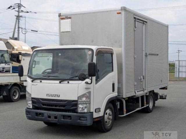 2018 Isuzu Elf Truck