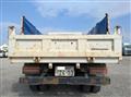 2016 Isuzu Elf Truck