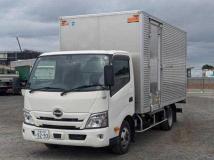 2022 Hino Dutro