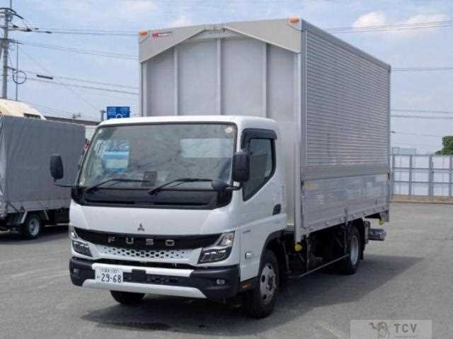 2025 Mitsubishi Fuso Canter