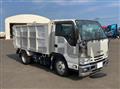2020 Isuzu Elf Truck