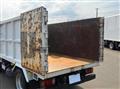 2020 Isuzu Elf Truck
