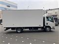 2020 Isuzu Elf Truck
