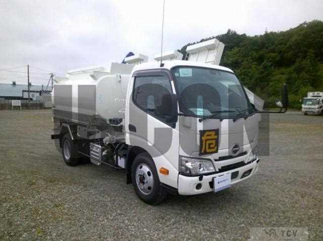 2025 Hino Dutro