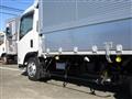 2025 Isuzu Elf Truck