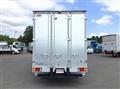 2021 Isuzu Elf Truck