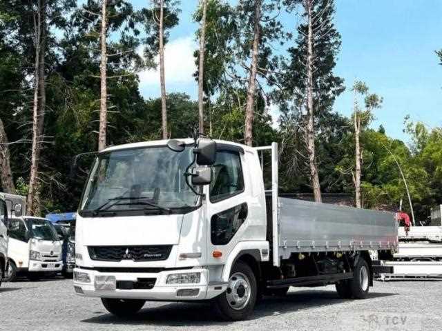 2025 Mitsubishi Fuso Fighter
