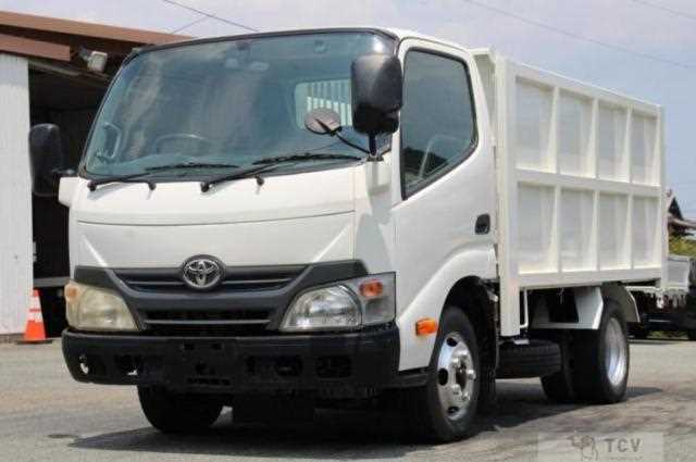 2012 Toyota Dyna Truck