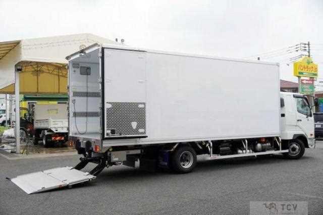 2025 Mitsubishi Fuso Fighter