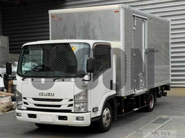 2017 Isuzu Elf Truck