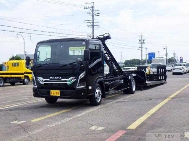 2024 Isuzu Elf Truck