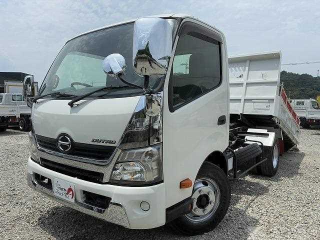 2012 Hino Dutro