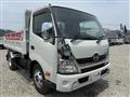 2012 Hino Dutro