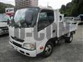2011 Hino Dutro